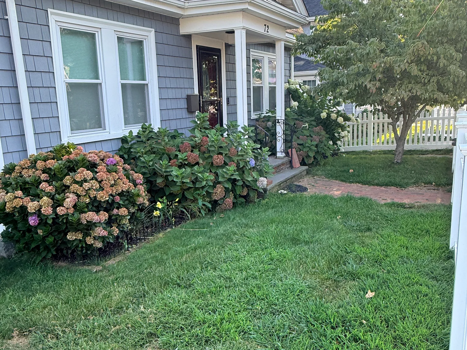 4 bed, 3.5 bath, 1818 sqft, $4,500 — Photo 2