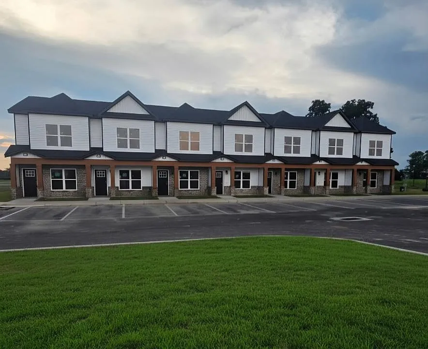71 Living Rd #2-35A