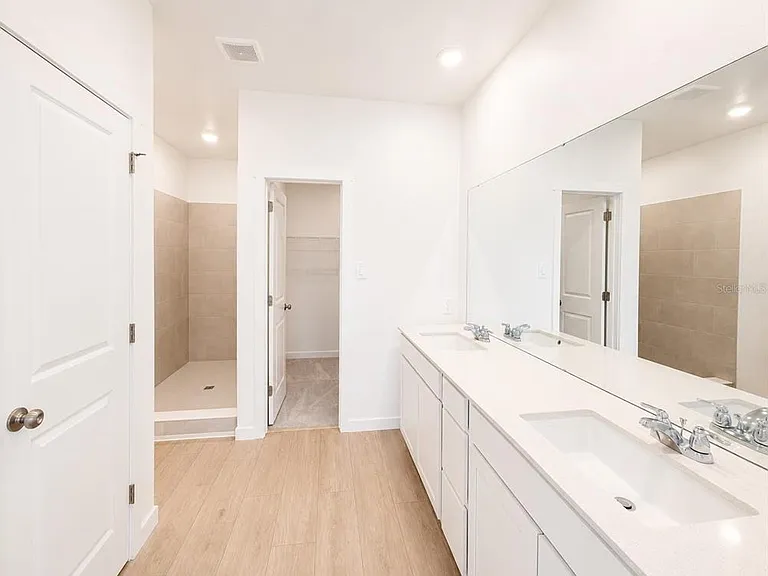 644 Ruth Ave — Photo 13