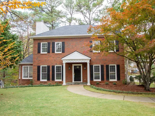 2100 Riverine Oaks Pl, Birmingham, AL 35244