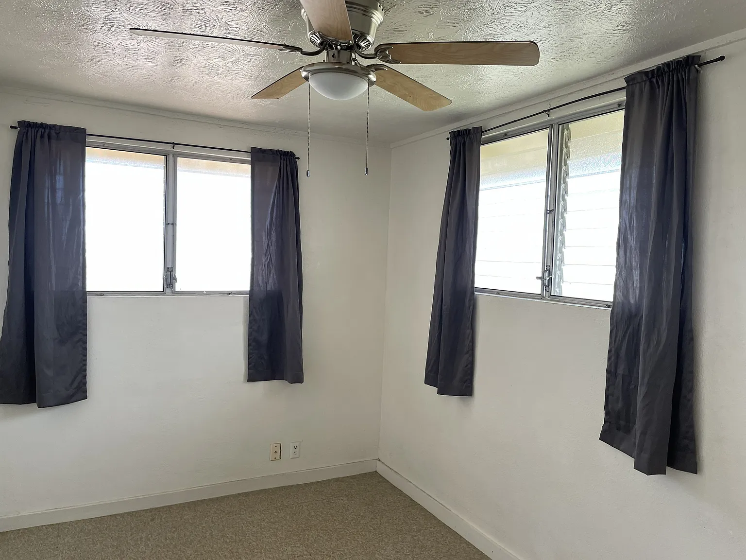 Studio, 250 sqft, $1,400 — Photo 3