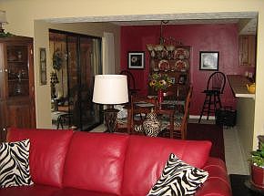 4th image of 9517 S Pointe Lasalles Dr #78