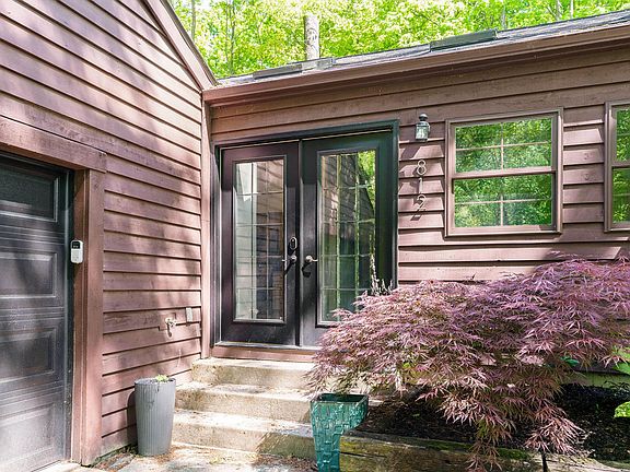 3rd image of 812 Beech Dr