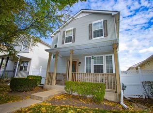 82 Freesia Dr, Romeoville, IL 60446