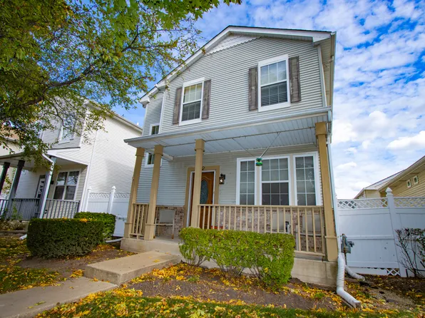 82 Freesia Dr, Romeoville, IL 60446