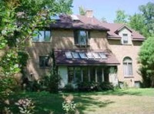 535 Schoolhouse Rd, Johnstown, PA 15904