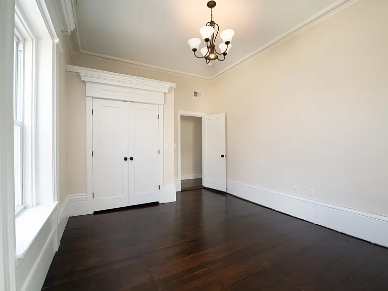 17-19 Playstead Rd #1 — Photo 11