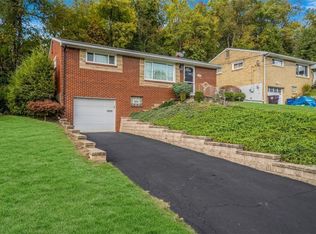 127 Macek Dr, Pittsburgh, PA 15227
