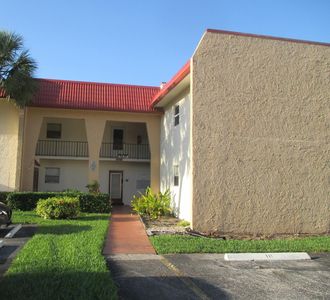 143 Lake Carol Drive #143, West Palm Beach, FL, 33411