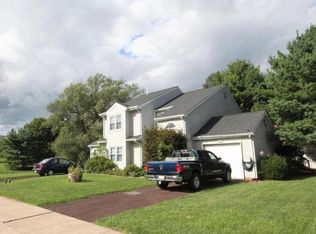 103 Spring House Ln #103, Telford, PA 18969