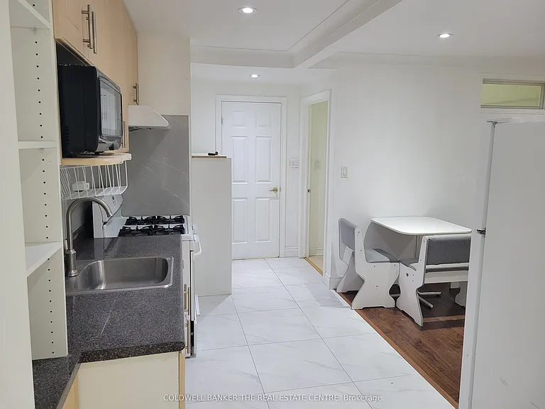 2646 Victoria Park Ave #B — Photo 12