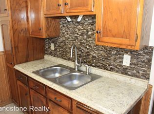 4640 E 85th St, Garfield Heights, OH 44125