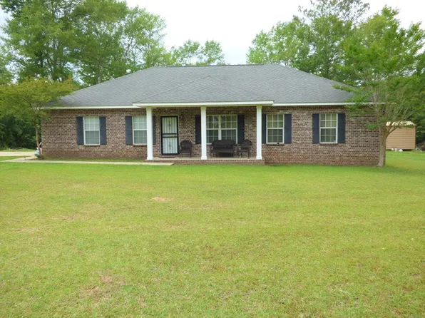 1087 Raney Cir, McComb, MS 39648
