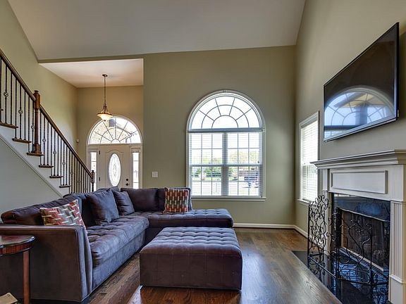 5th image of 7706 Millie Louise Ct