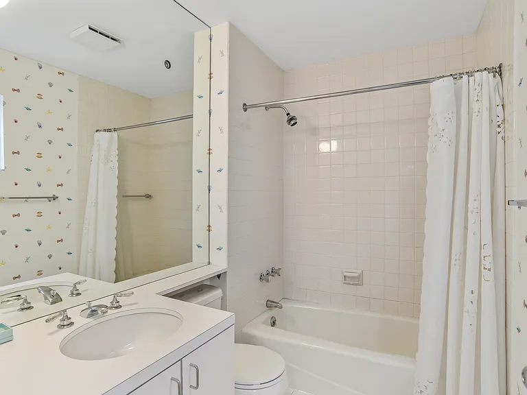 84 Redwood Rd — Photo 26