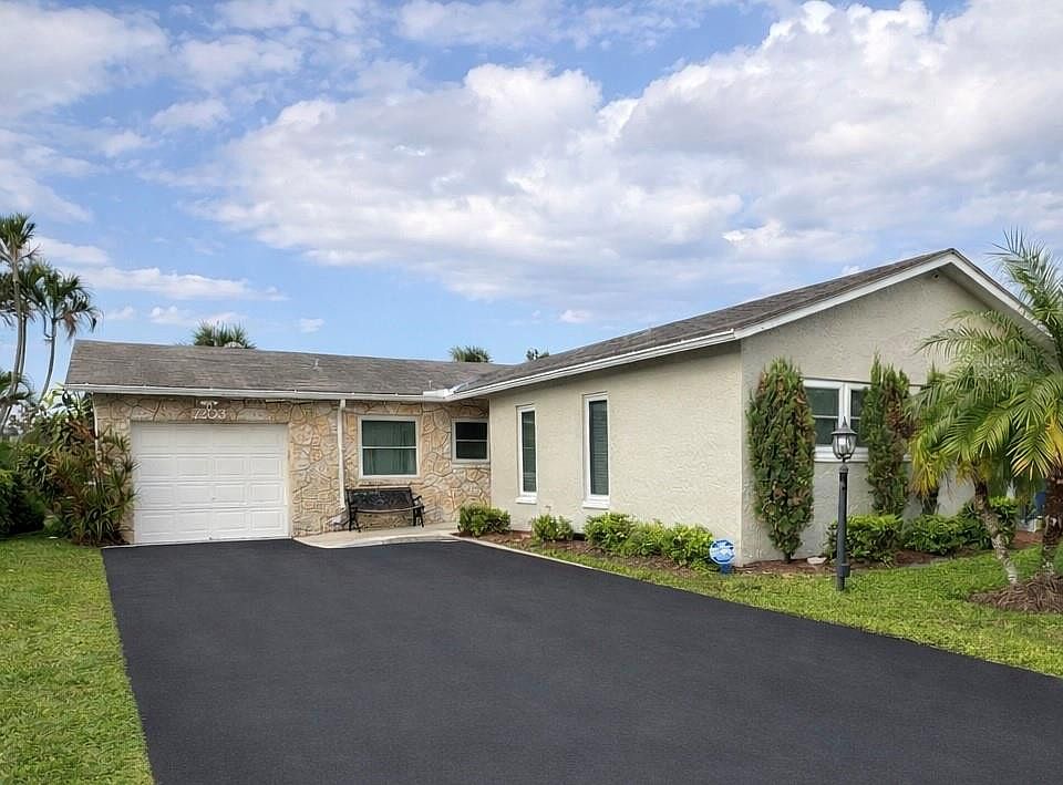 1st image of 7203 Pine Manor Drive