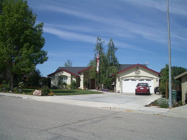 Great Curb appeal