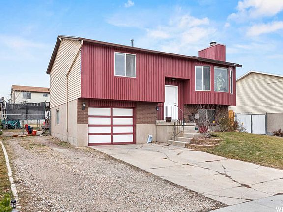 2nd image of 3543 W Danube Dr