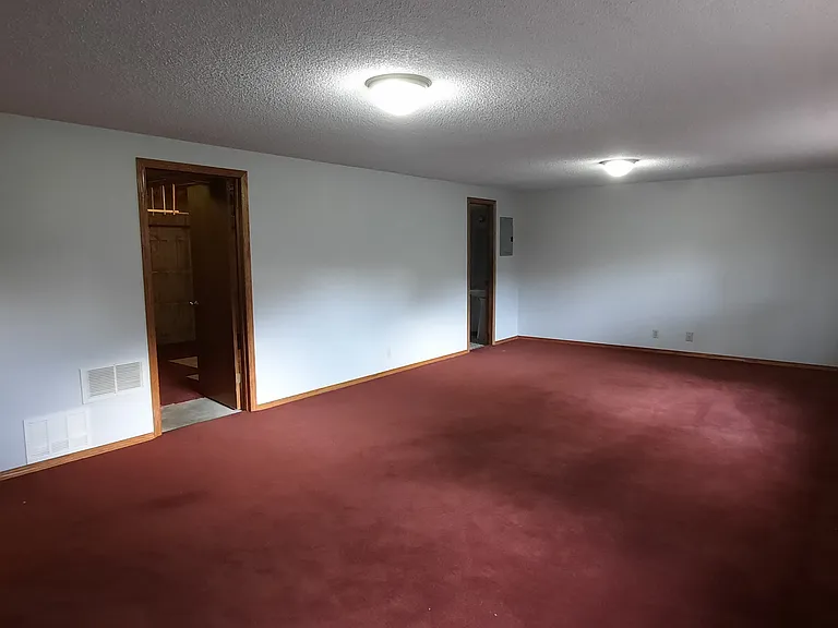 8810 E Denker Cir — Photo 4