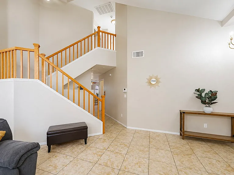 8724 Wintry Garden Ave — Photo 8