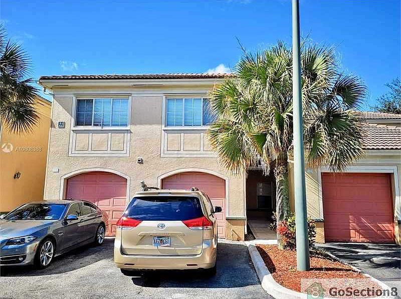 1st image of 2412 Centergate Dr #222