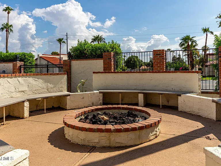 5724 N Scottsdale Rd — Photo 29