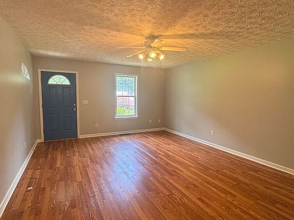 5th image of 292 New Hope Rd