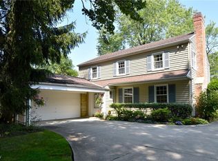 3207 Somerset Dr, Shaker Heights, OH 44122