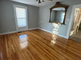 23 Brown St