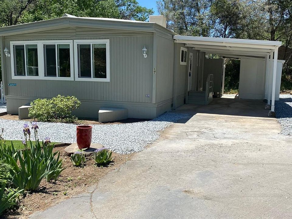 1st image of 2900 Parkway Dr Space 17