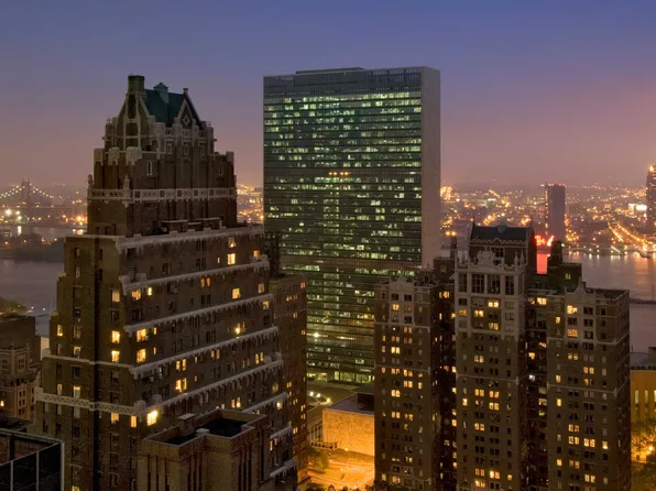 245 E. 40th Street image 36 of 36