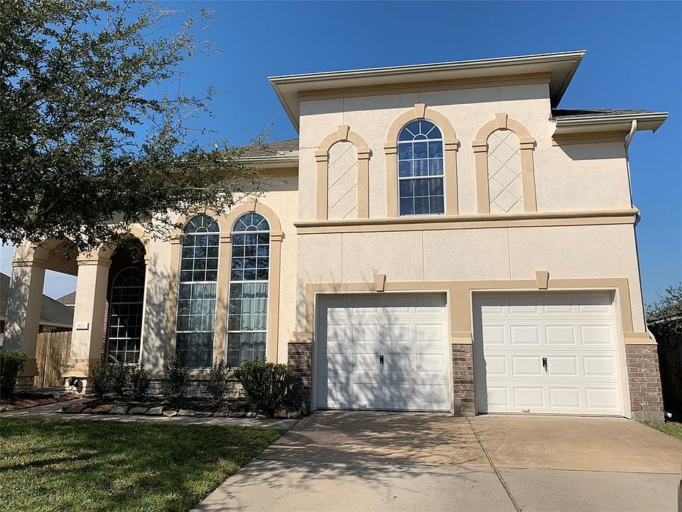 1st image of 623 Castle Cove Ln