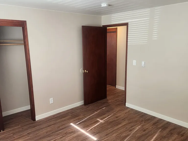 629 Glen St #3G — Photo 15