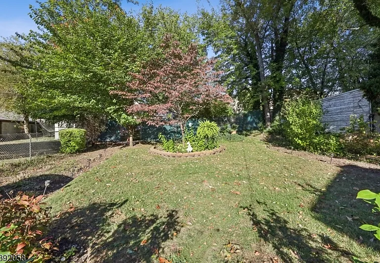 74 Forest St #1 — Photo 20