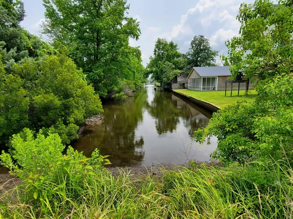 30 Whichard Lane, Chocowinity, NC 27817