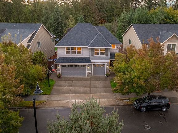 4th image of 21149 SW Nursery Way