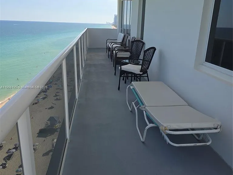 3725 S Ocean Dr #1401 — Photo 35