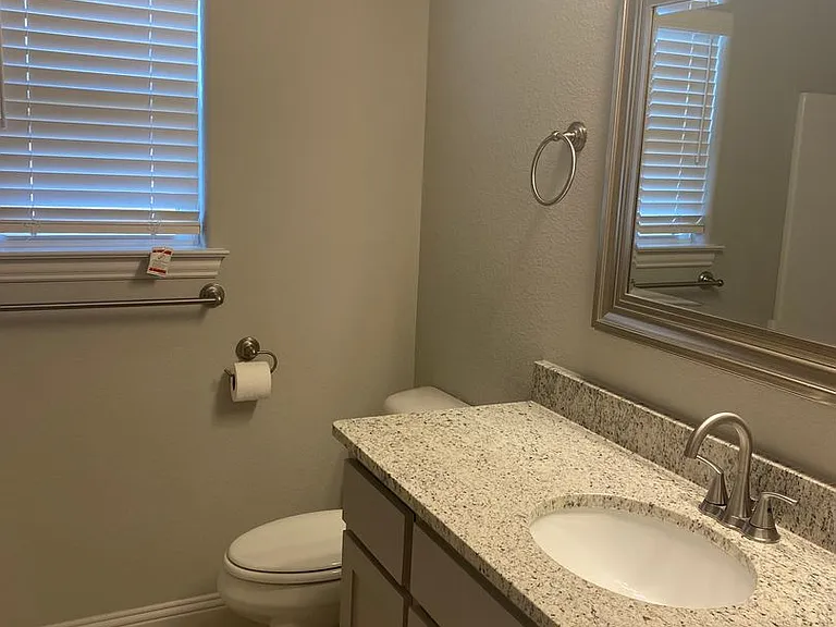 2805 Tulip Dr — Photo 9