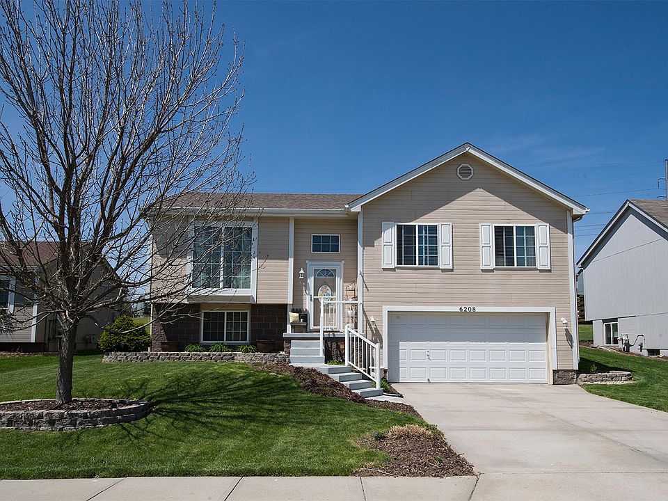 1st image of 6208 N 148th St