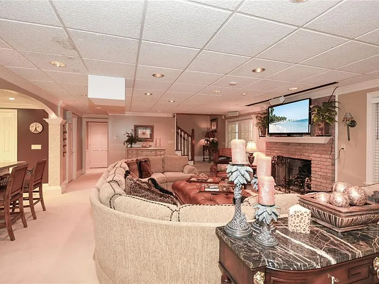 1640 Lazy River Ln — Photo 71