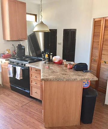 3rd image of 2059 N Sheffield Ave #2