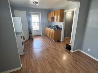 80-84 Prospect St, Moosup, CT 06354