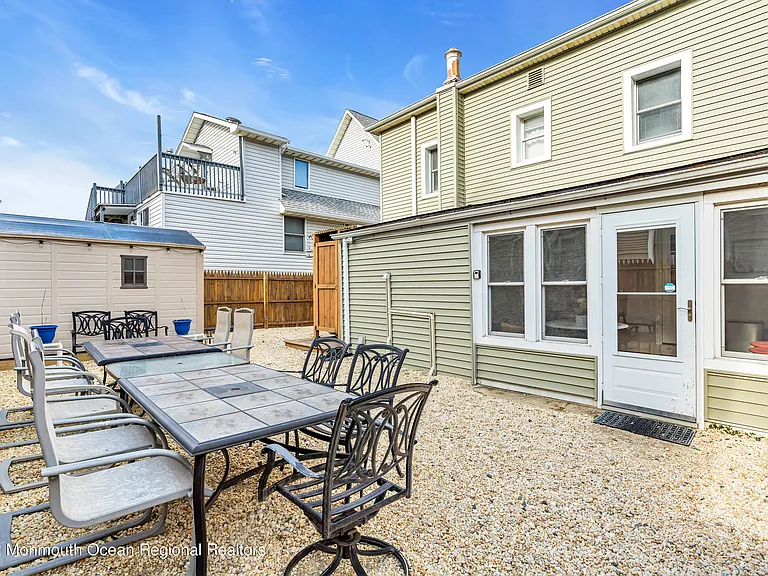 57 Fielder Ave — Photo 5