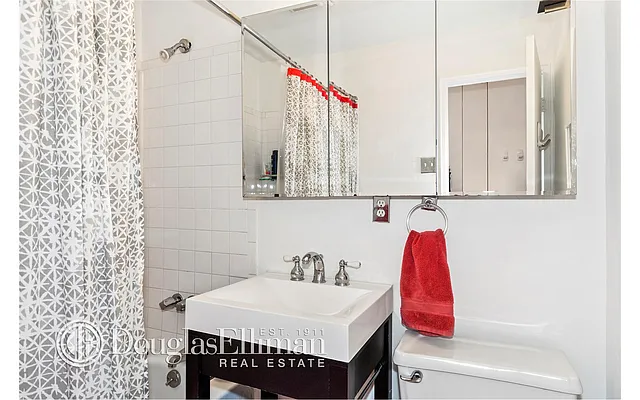Rented by Douglas Elliman | media 5