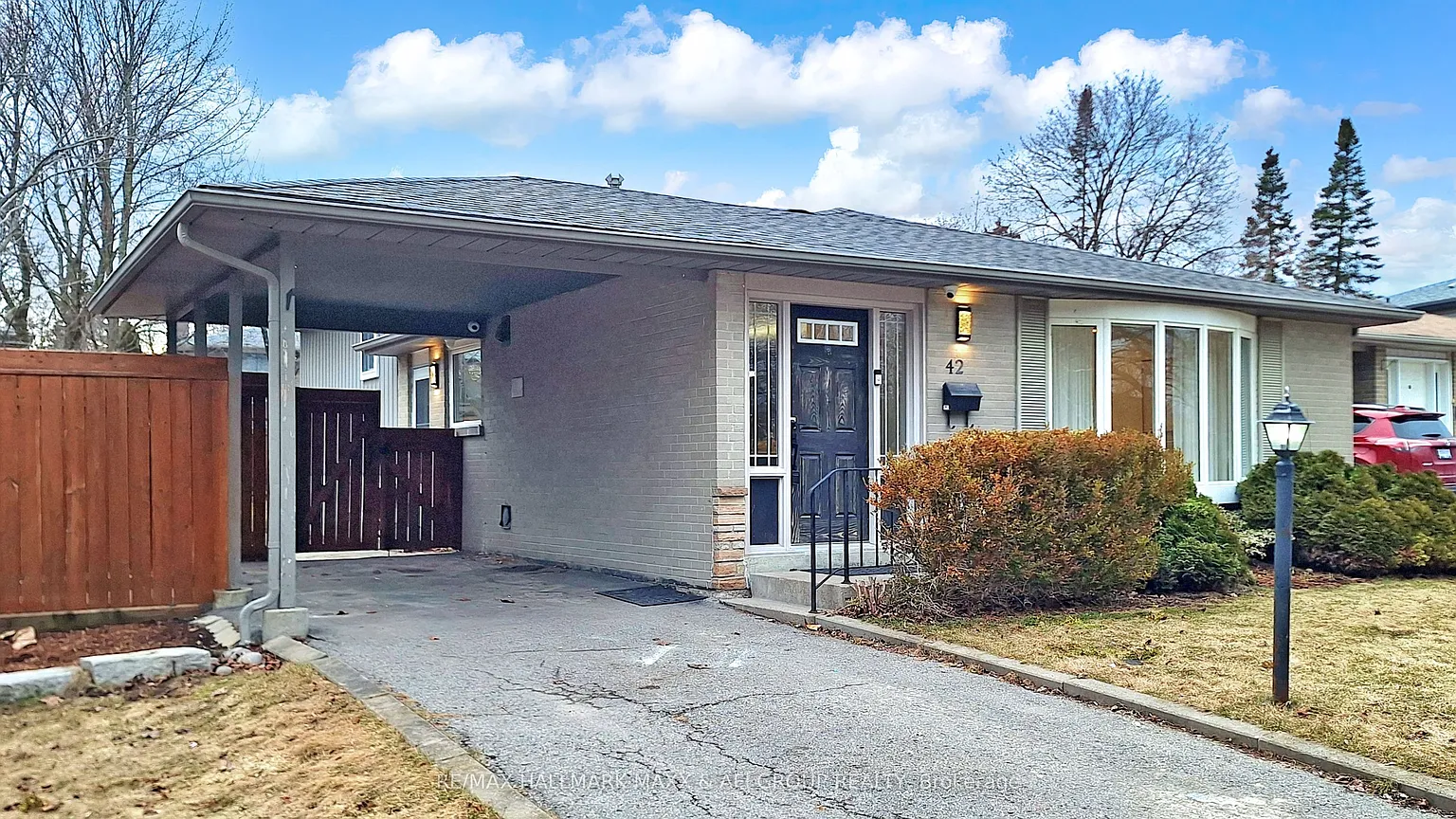 42 Devins Dr photo 1