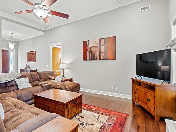 5th image of 2206 Oak Harbor Ct
