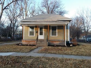 3096 S St, Lincoln, NE 68503