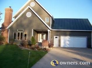 1510 N Hills Ave, Marshfield, WI 54449