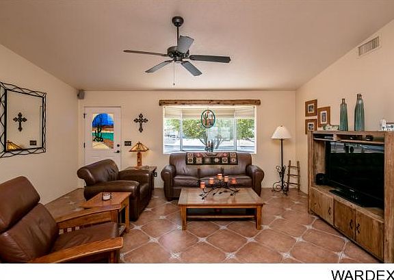 2nd image of 3183 Chemehuevi Blvd