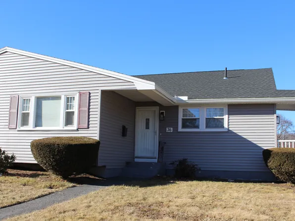 34-36 Petipas Ln, Randolph, MA 02368